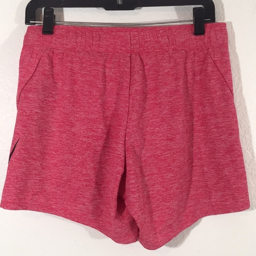 Nike Women's 5" 'Dry Attack' Training Shorts NEW - Picture 3 of 5